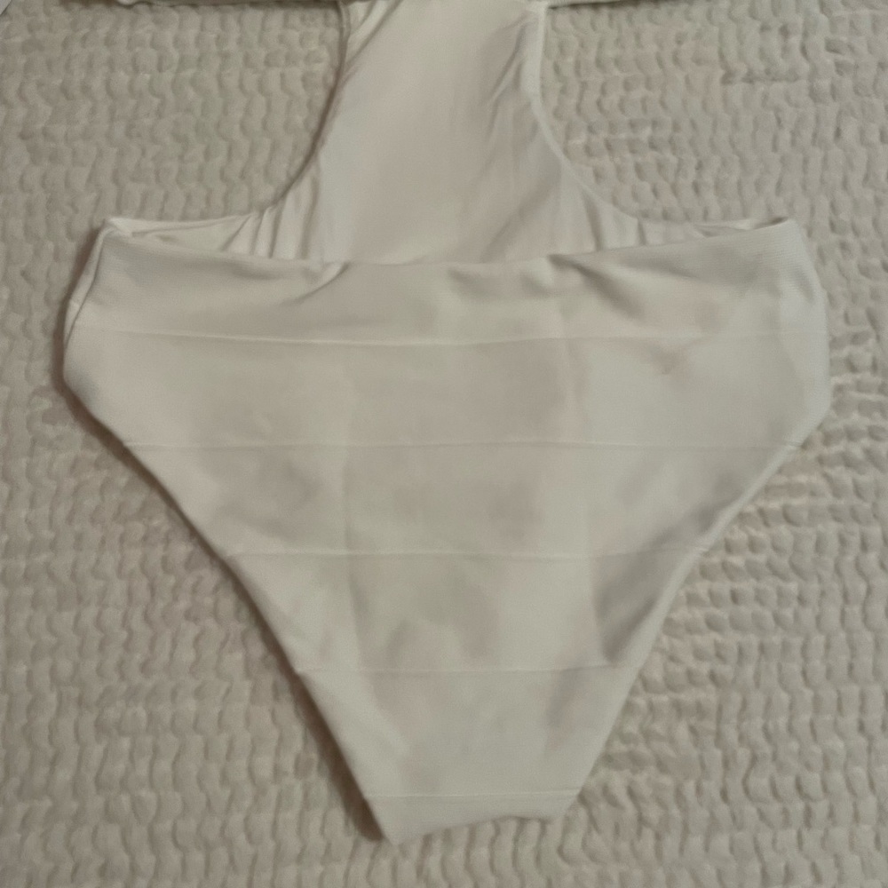 WET Swimwear | Felicity One Piece Swimsuit | Women’s Swimsuit | NWT - Picture 10 of 16